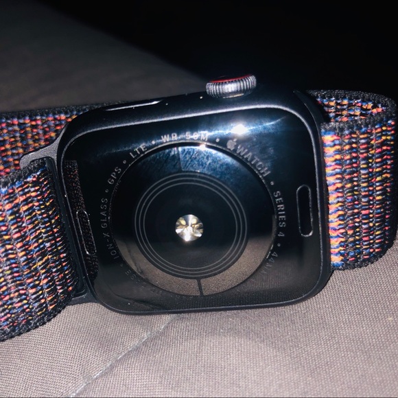 Apple Watch ⌚️ - Picture 6 of 6